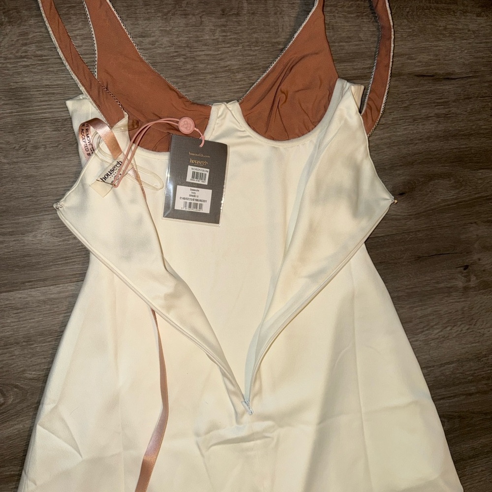 House of CB Cassandra Ivory satin and Lace mini dress - Picture 12 of 16